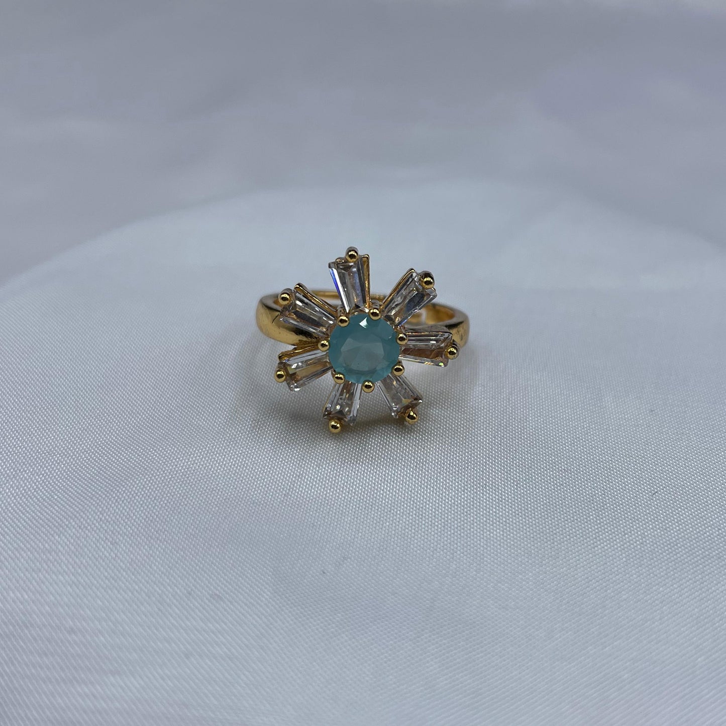 New Elegant Luxury Design Gold Colour With Zircon Stones Adjustable Ring