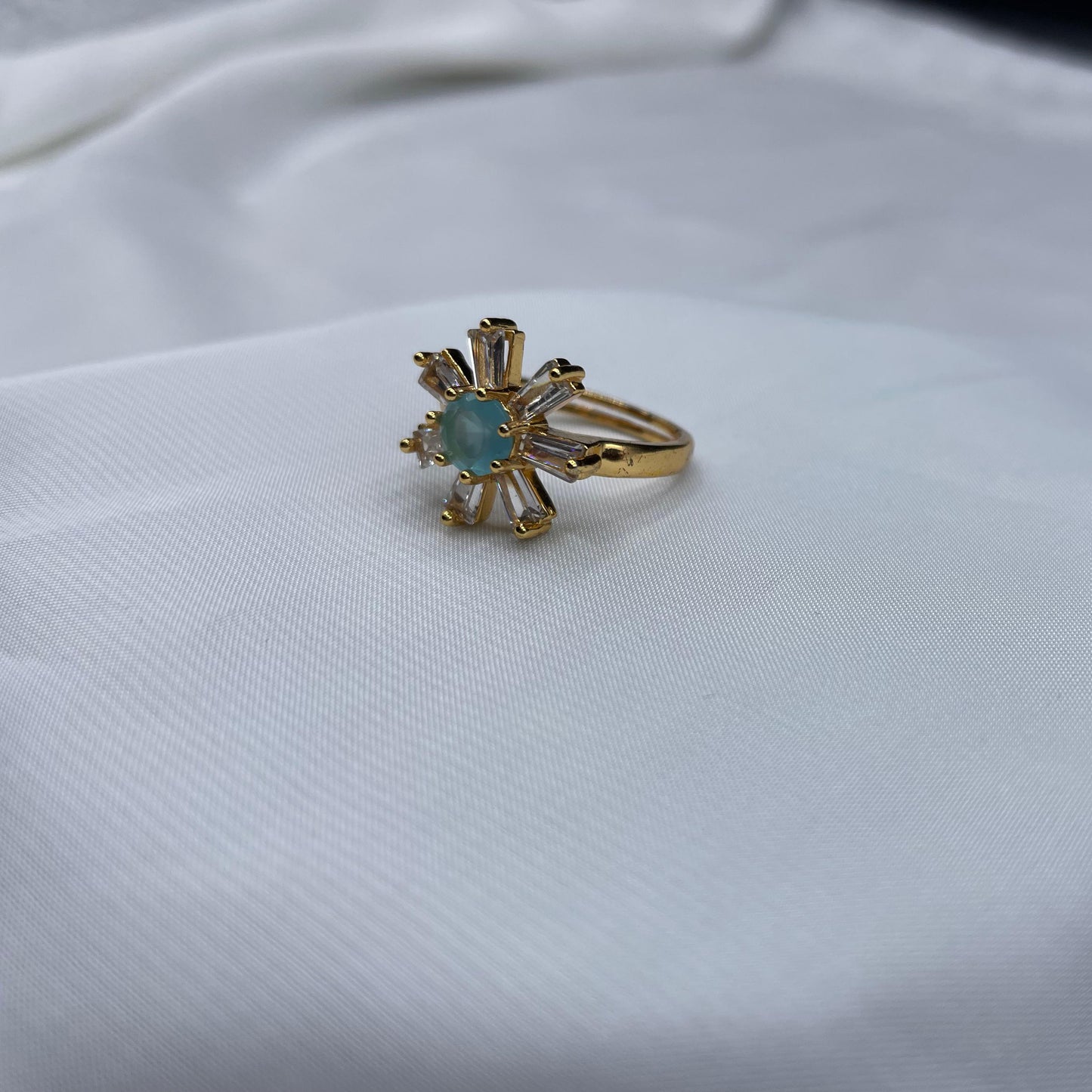 New Elegant Luxury Design Gold Colour With Zircon Stones Adjustable Ring