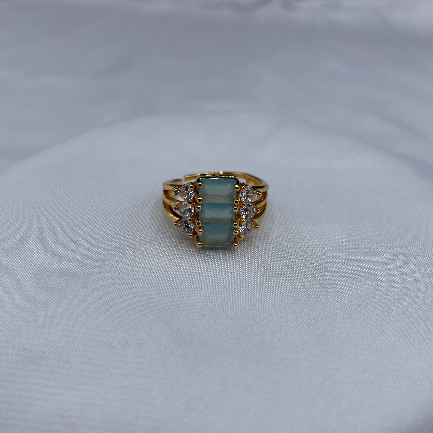 New Elegant Luxury Design Gold Colour With Zircon Stones Adjustable Ring