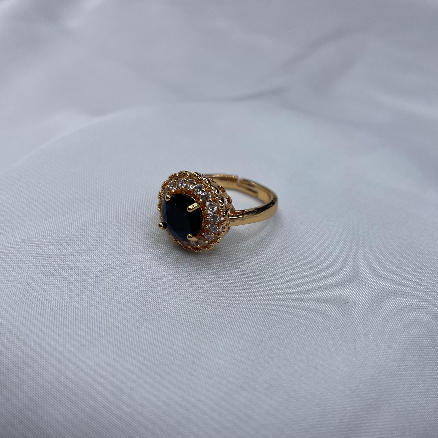 New Elegant Luxury Design Round Shape Gold Colour With Zircon Stone Adjustable Ring