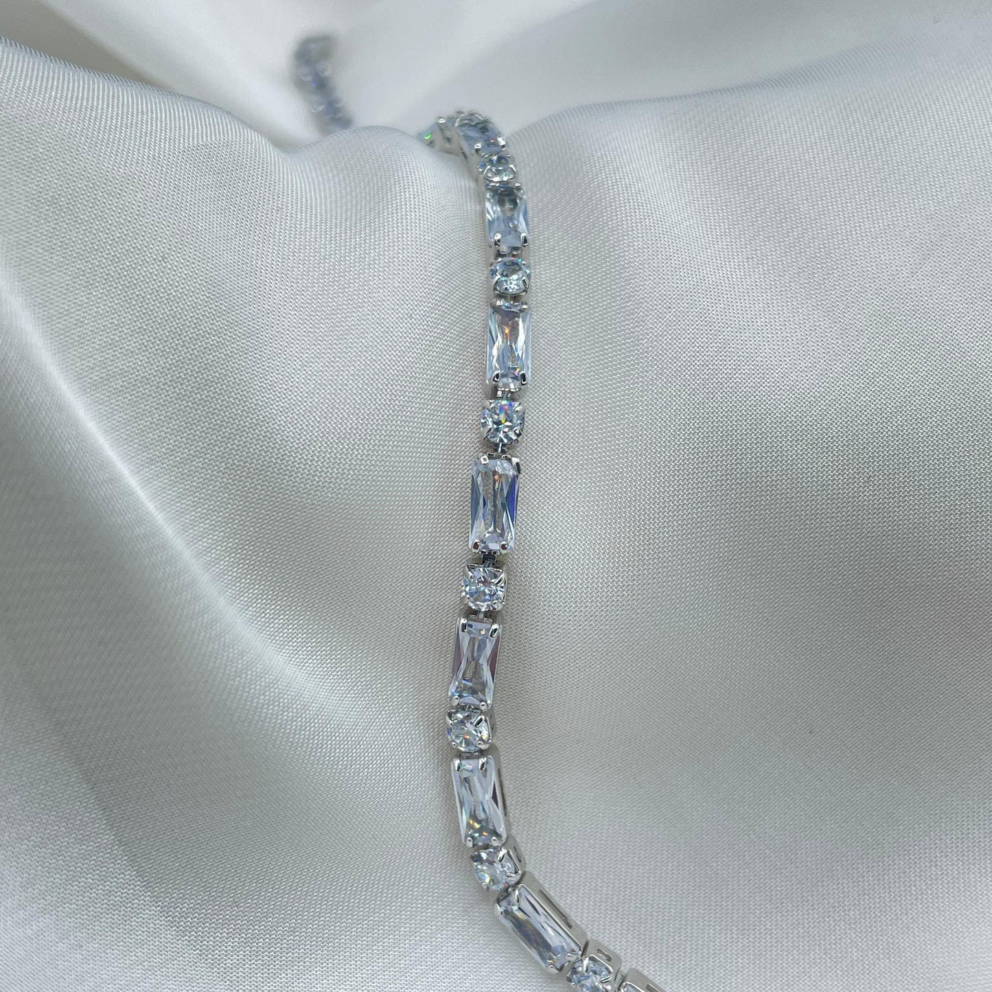 New Luxury Design Gold & Silver With Zircon Stone Bracelet