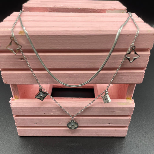 Silver Elegant Hollow Design With Pearl Pendant