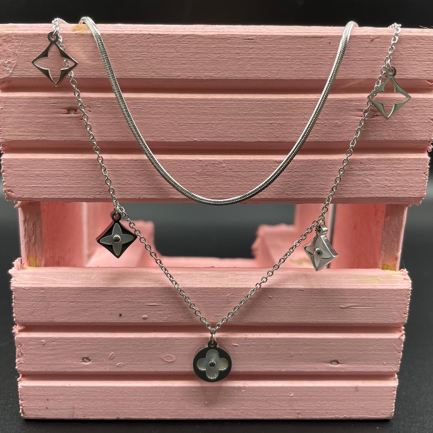 Silver Elegant Hollow Design With Pearl Pendant