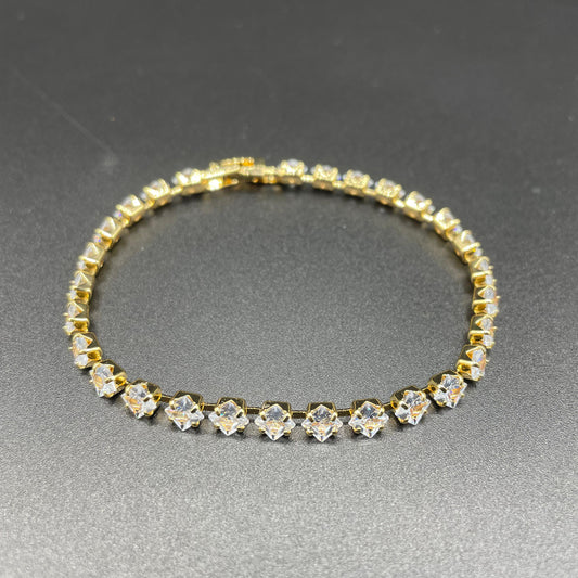 Gold Luxury Square Design With Zircon Bracelet