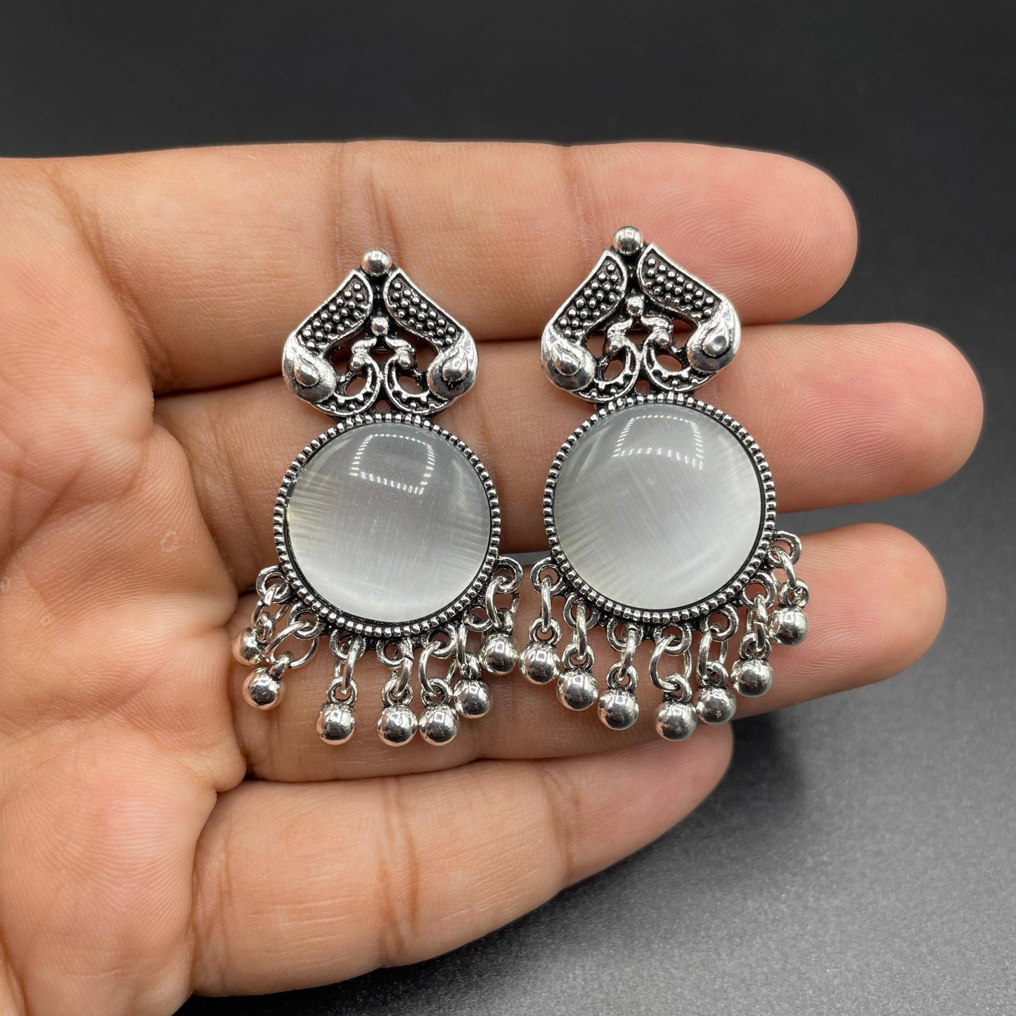 Elegant Antique Style Natural Stone Oxidize Earring
