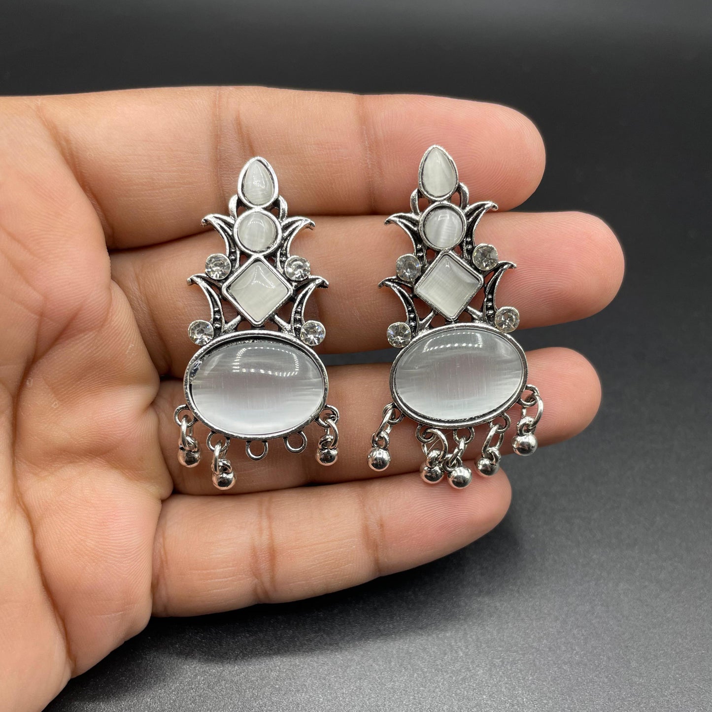 Elegant Silver Antique Style Natural Stone Oxidise Earring