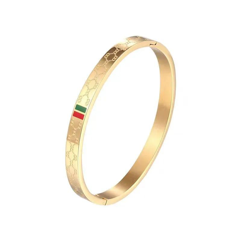 New Elegant Design Gold Color Cuffed Bangle