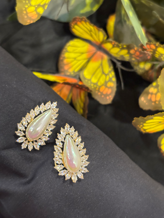 New Elegant Luxury Design Water Drop Pearl & Zircon Earrings