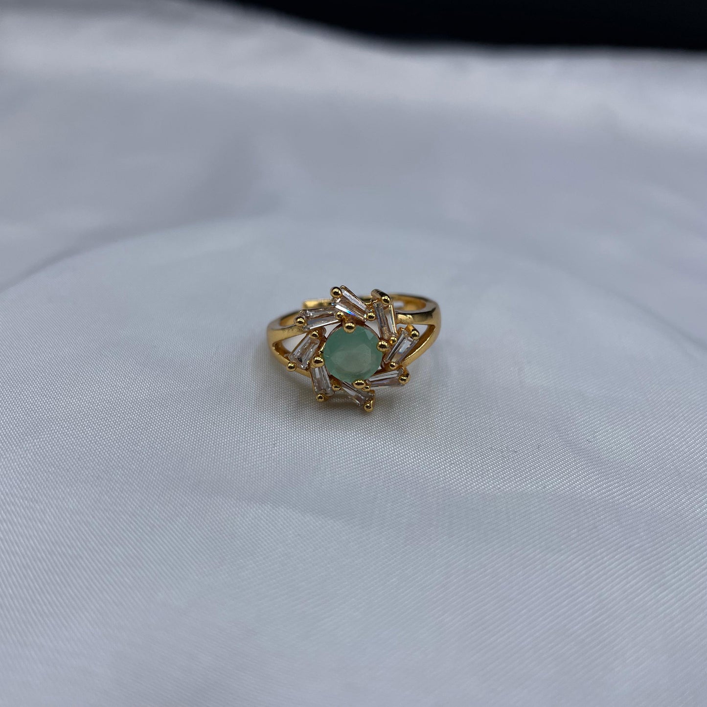 New Elegant Design Gold Colour With Zircon Stones Adjustable Ring