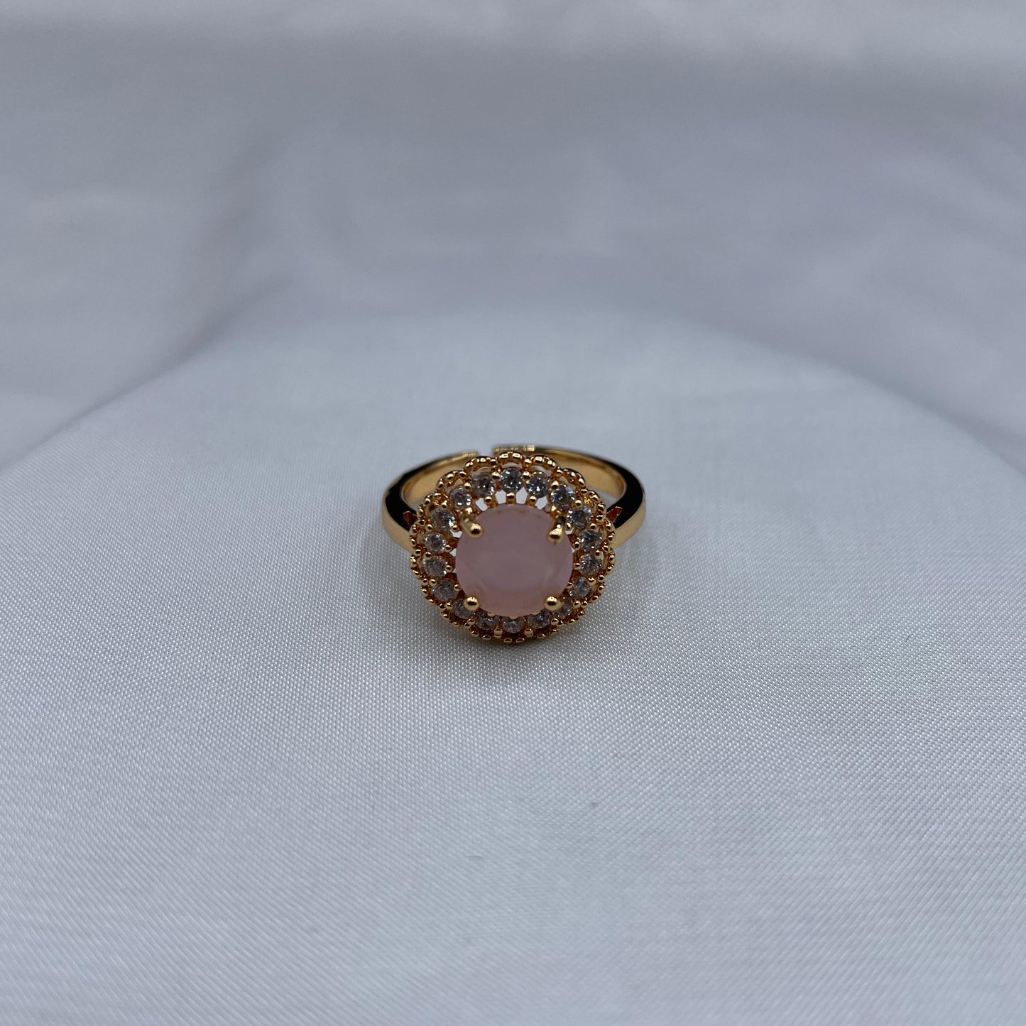New Elegant Luxury Design Round Shape Gold Colour With Zircon Stone Adjustable Ring