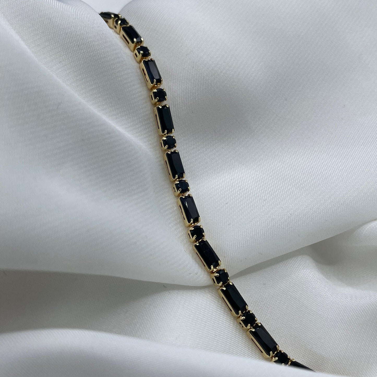 New Luxury Design Gold With Black Zircon Stone Bracelet