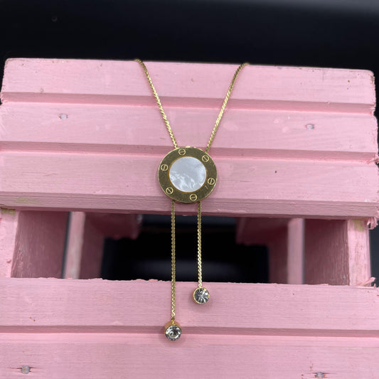 Gold Luxury Design Round Shape Pearl Pendant