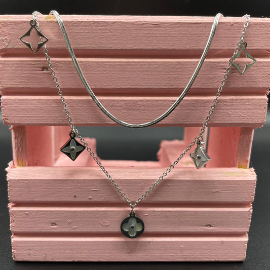 Silver Elegant Hollow Design With Pearl Pendant