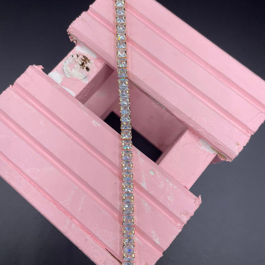 Elegant Luxury Gold Design Square Shape Zircon Bracelet