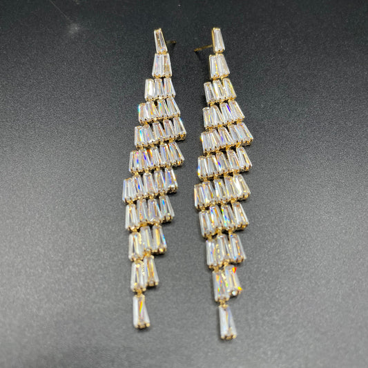 Elegant Gold Design Zircon Long Earring