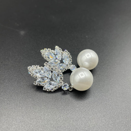 Elegant Luxury Gold Silver Leaf Shape Pearl Zircon Earring