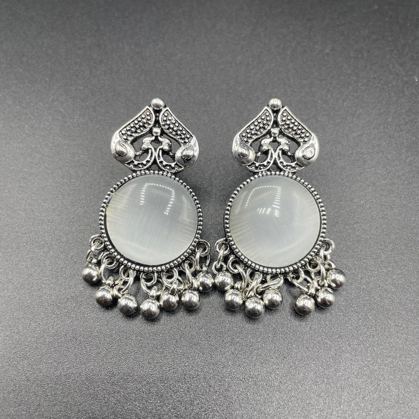 Elegant Antique Style Natural Stone Oxidize Earring
