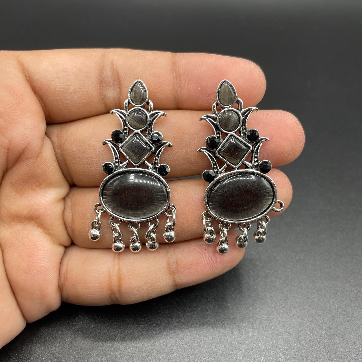 Elegant Silver Antique Style Natural Stone Oxidise Earring